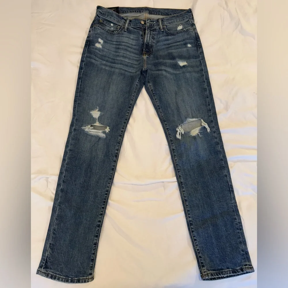 Abercrombie & Fitch jeans, size 31x32, athletic skinny, fits like a stra…